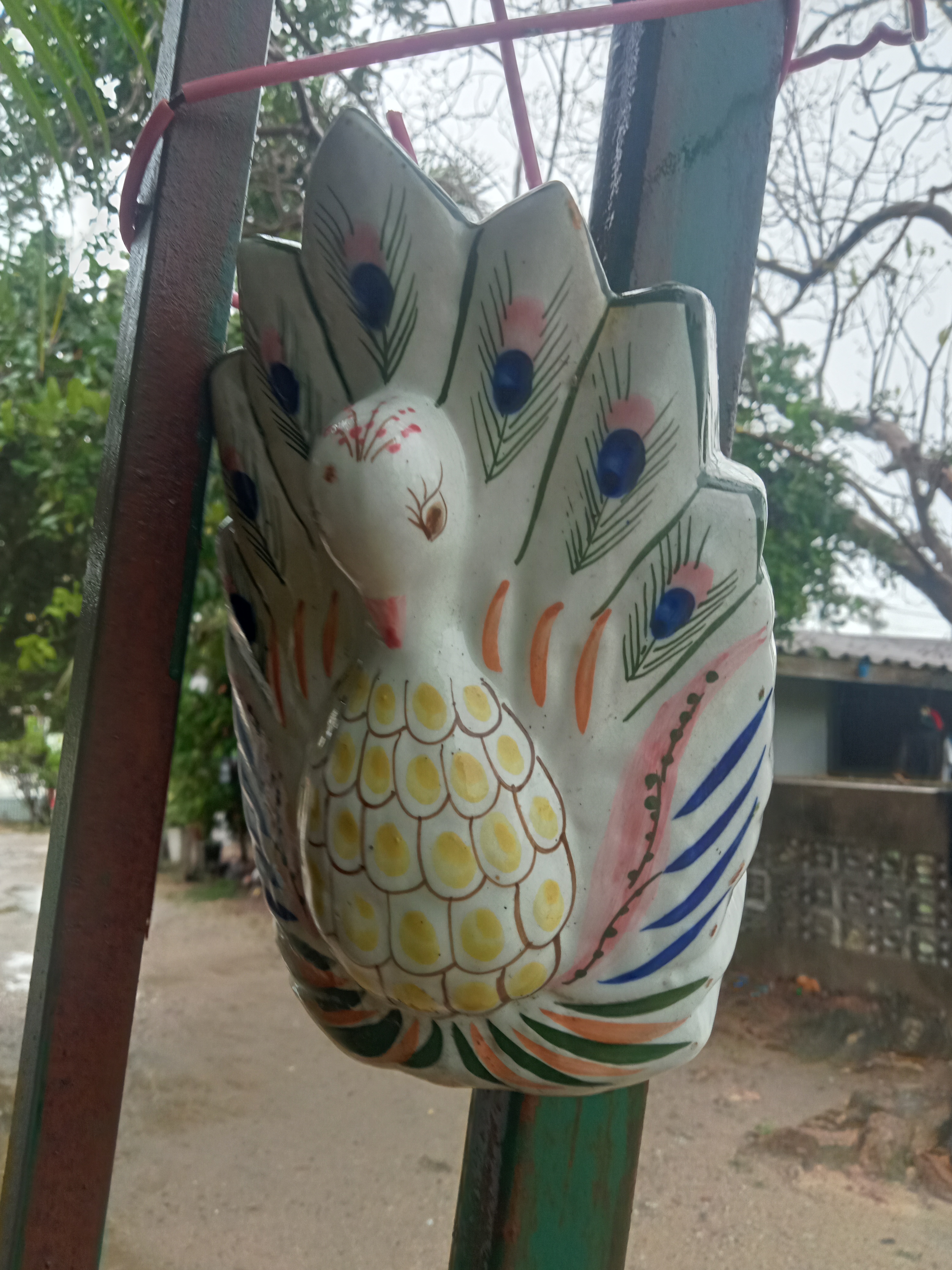 Old vase collection, in good condition