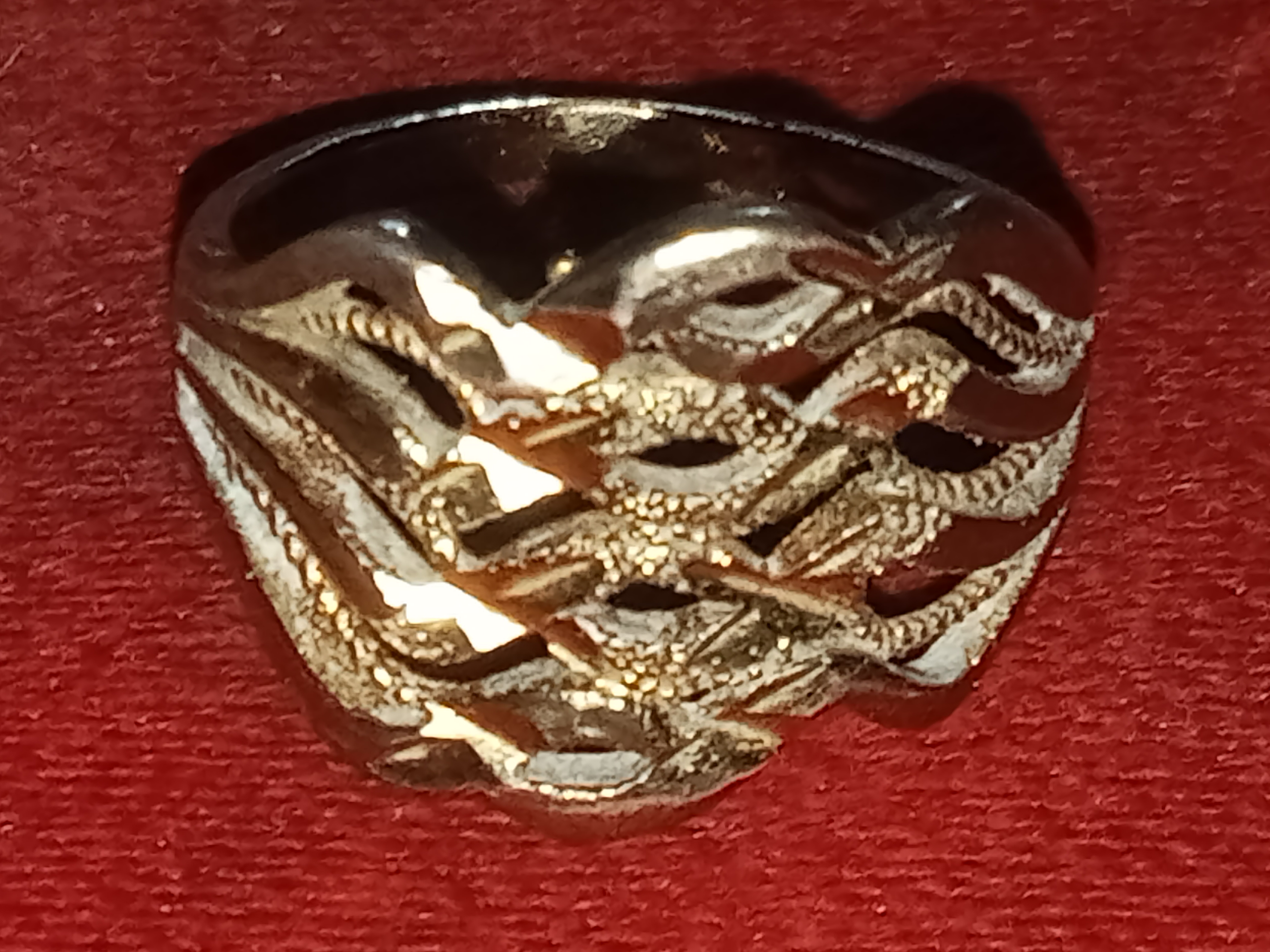 Necklaces and Rings: 11 image