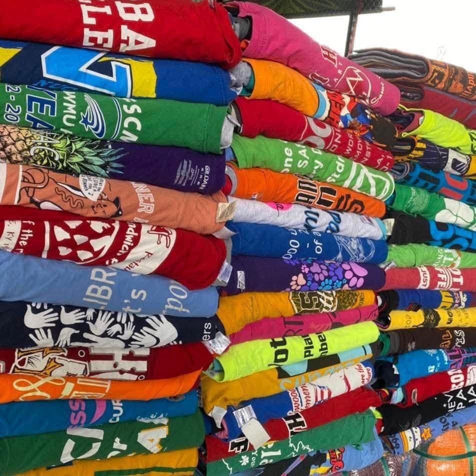 ? T-shirt: 3 image