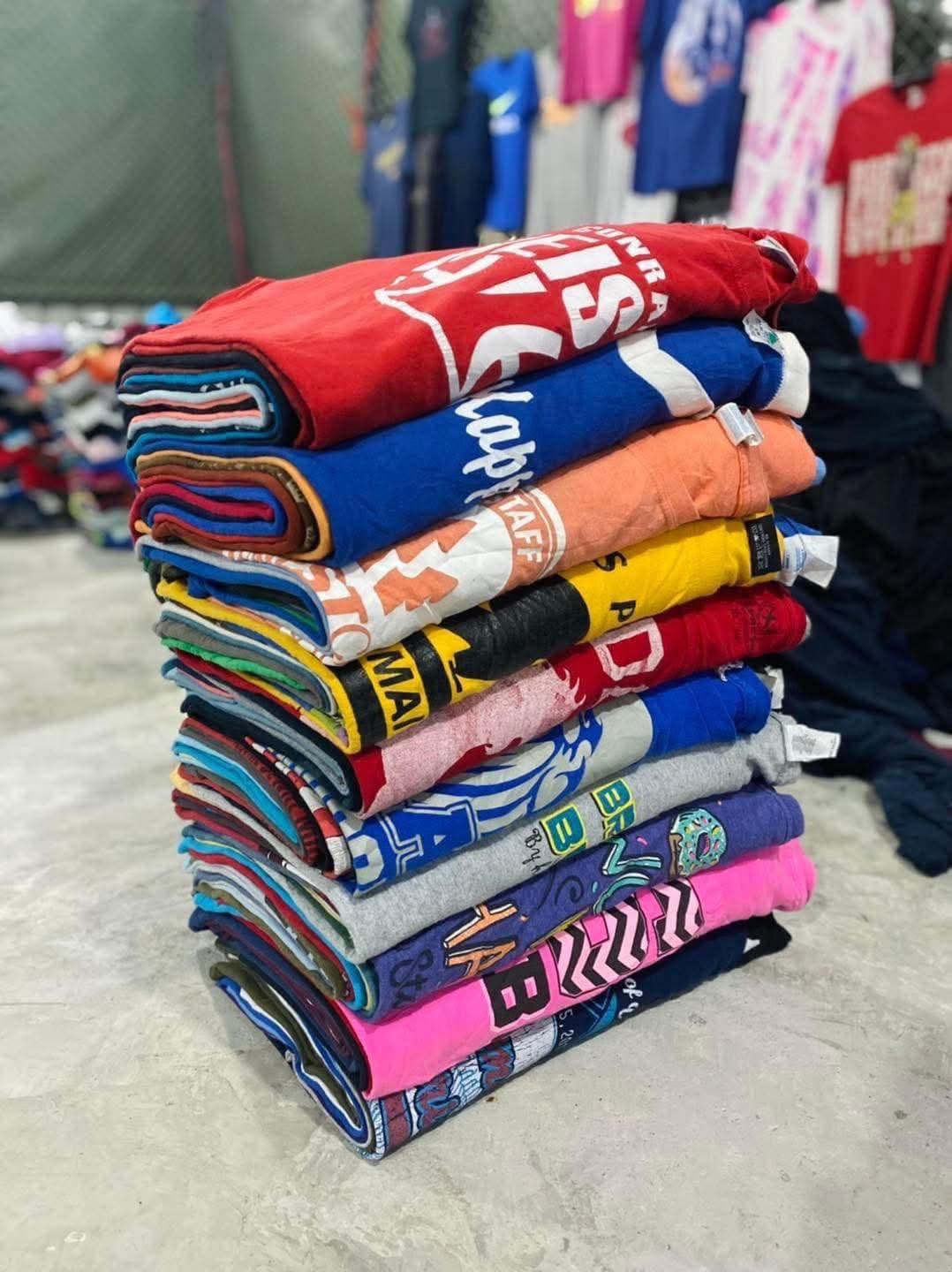 ? T-shirt: 5 image