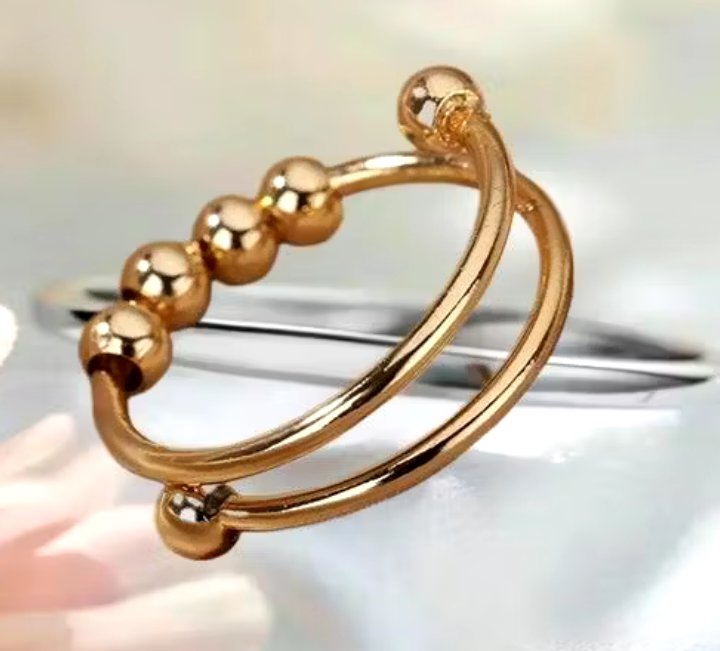 14k Pinkgold ring, free size, very pretty and unique style, perfect to wear!