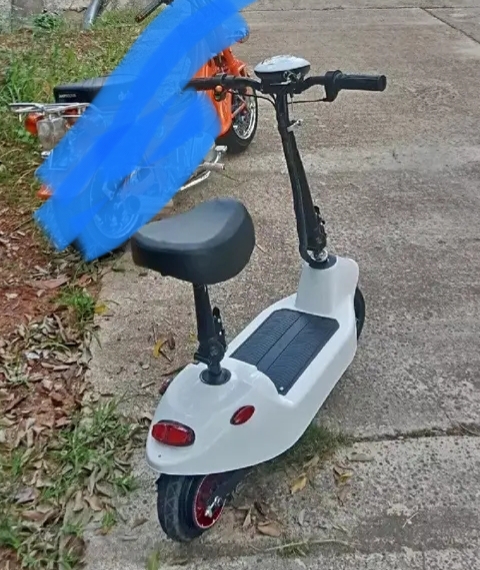 scooter: 2 image