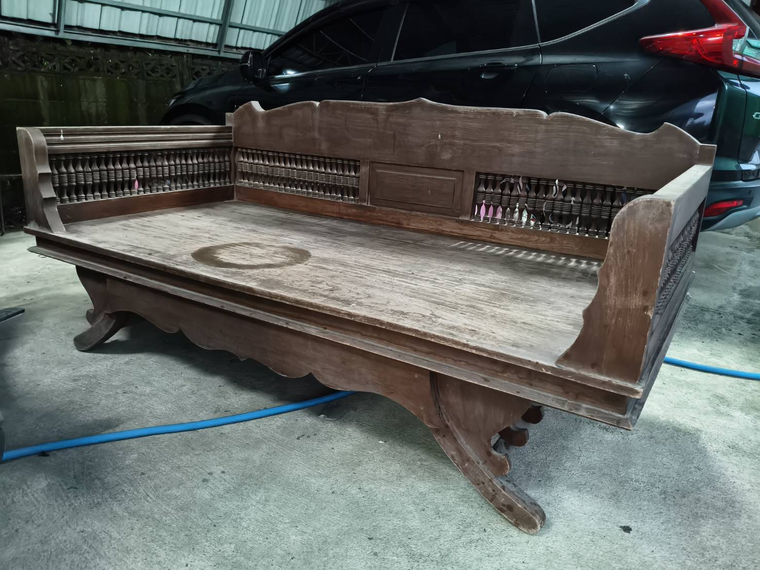 Teak wood seating